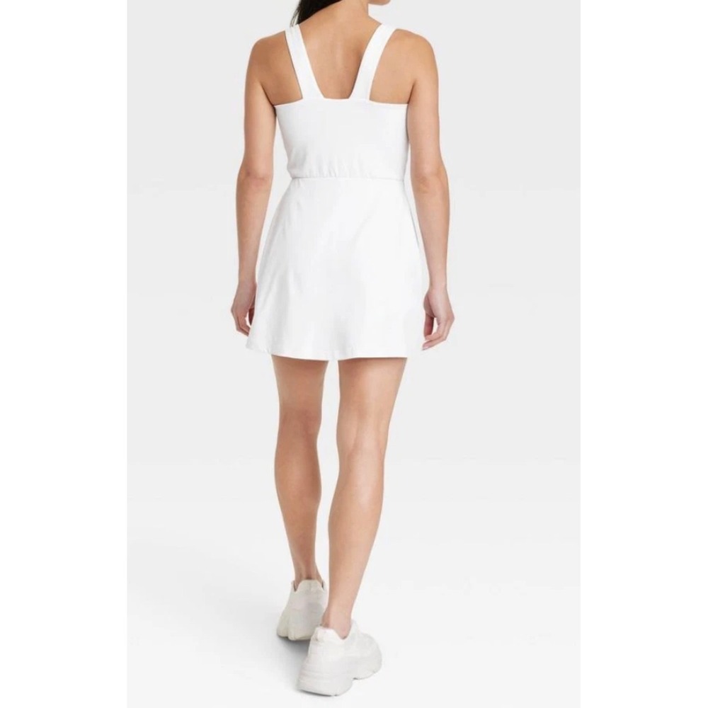 All in Motion White Active Dress Square Neck Built-in Shorts Pockets Medium - Picture 2 of 9